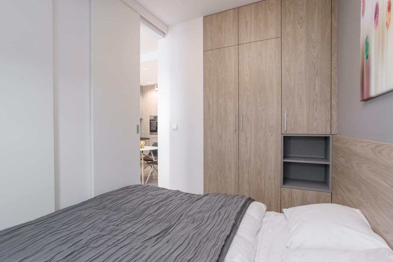 Chill Apartments Wola Warschau Exterior foto