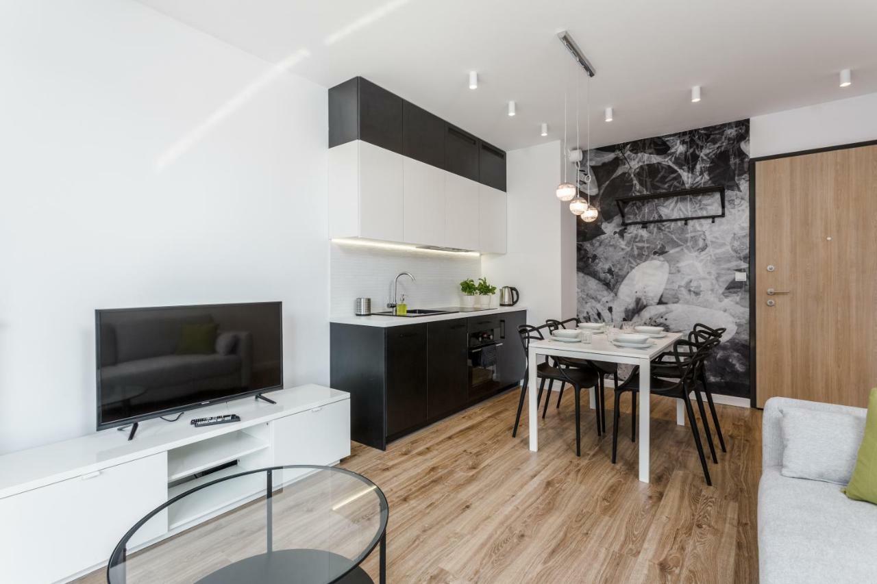 Chill Apartments Wola Warschau Exterior foto